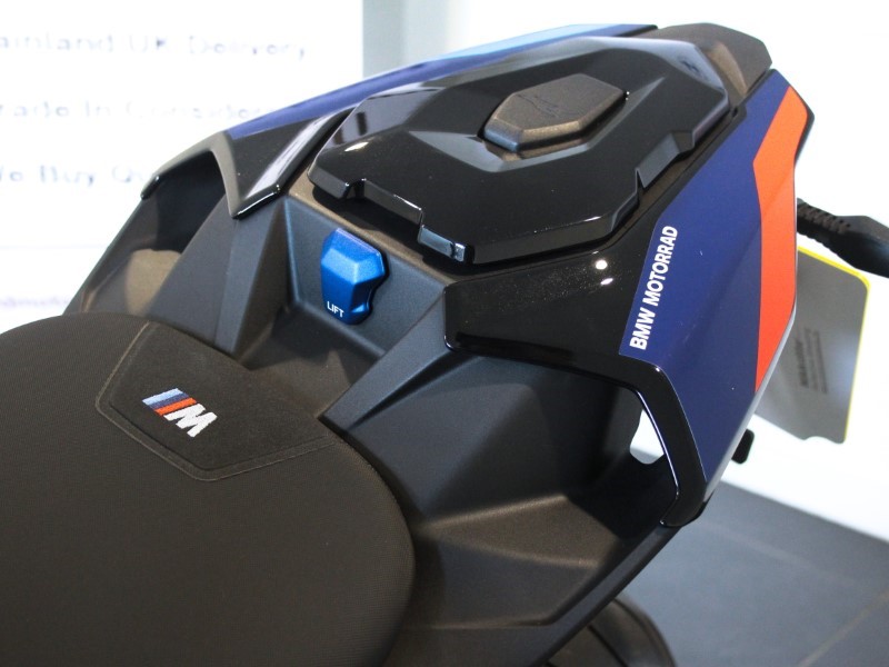 2023 (23) M 1000 R Competition Pack 4308029