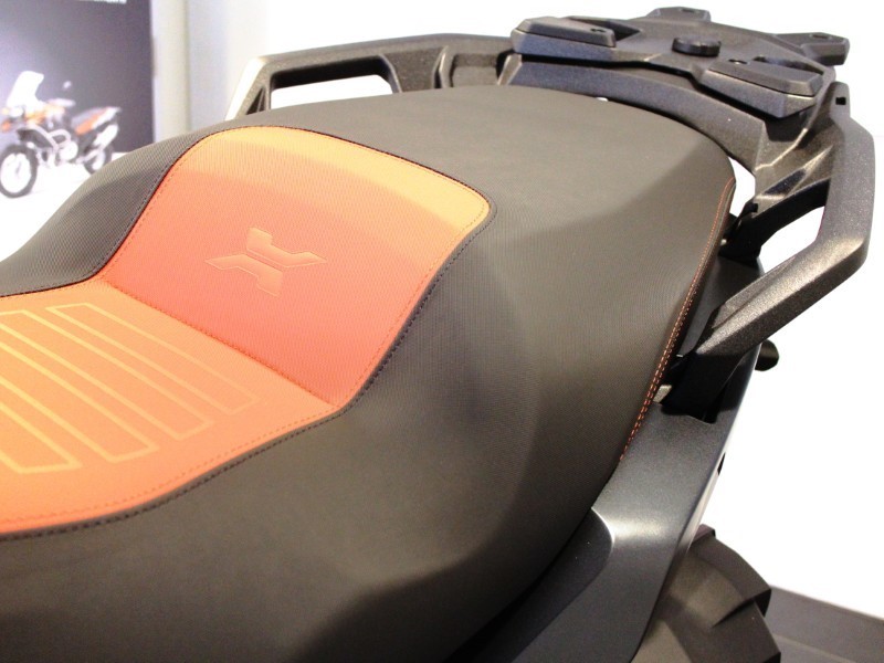 2025 (25) C 400 X 4515895