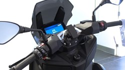 2025 (25) C 400 X 4515880