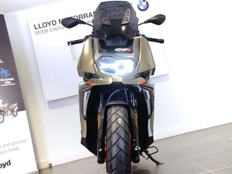 2025 (25) C 400 X 4515902