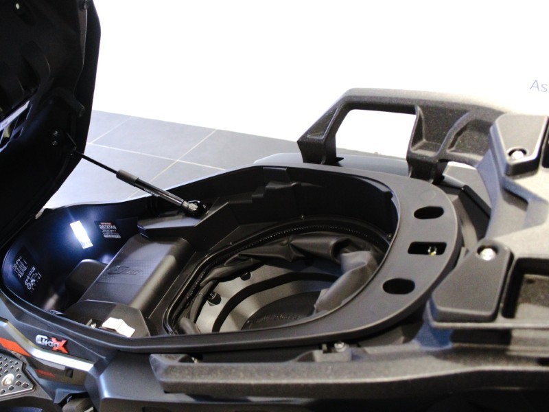 2025 (25) C 400 X 4515899