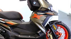 2025 (25) C 400 X 4515893