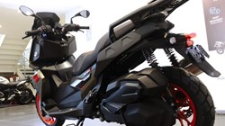 2025 (25) C 400 X 4515889