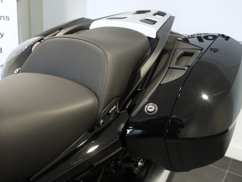 2025 (25) K 1600 GT SE 4863536