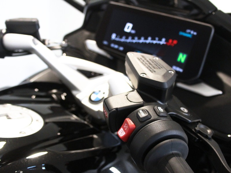 2025 (25) K 1600 GT SE 4863526