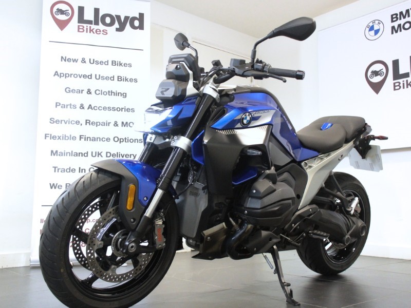 2025 (25) R 1300 R SE 4863905