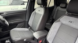 2023 (23) VOLKSWAGEN T-CROSS 1.0 TSI 110 R-Line 5dr DSG 4634486