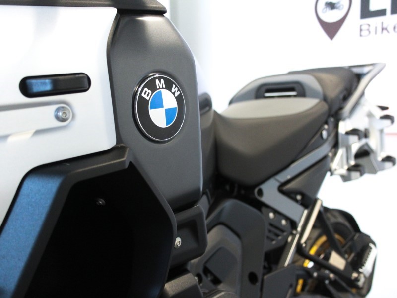 2024 (74) R 1300 GSA TE 4380564