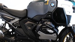 2024 (74) R 1300 GSA TE 4380558