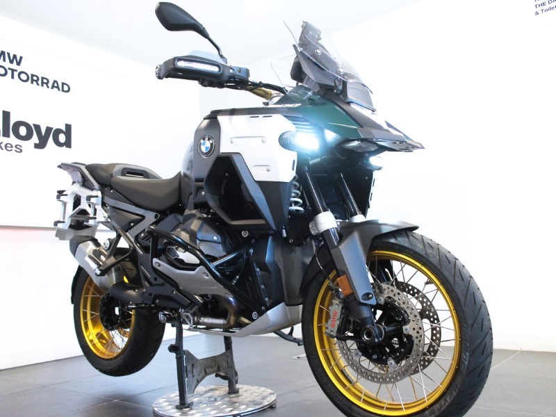 2024 (74) R 1300 GSA TE 4380553