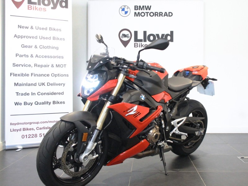 2021 (71) S 1000 R Sport 4566054