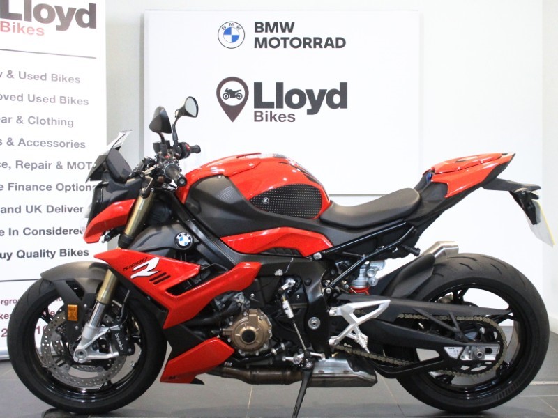 2021 (71) S 1000 R Sport 4566055