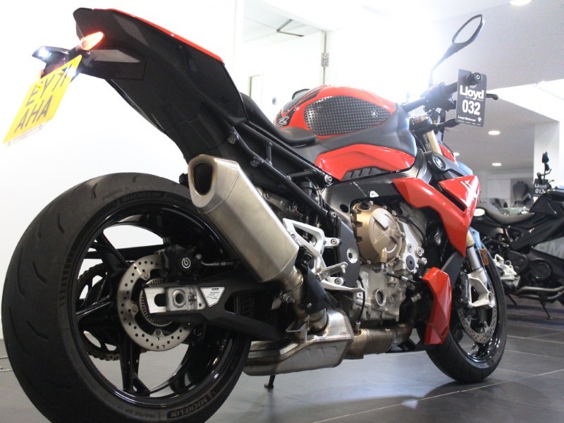 2021 (71) S 1000 R Sport 4566067