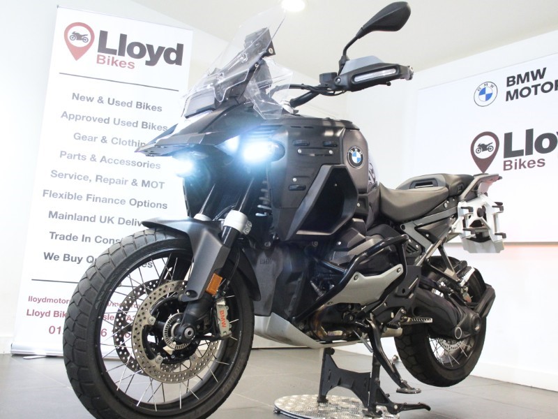 2025 (25) R 1300 GSA TE 4629502