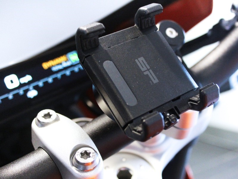 2025 (75) R 12 S 4728585