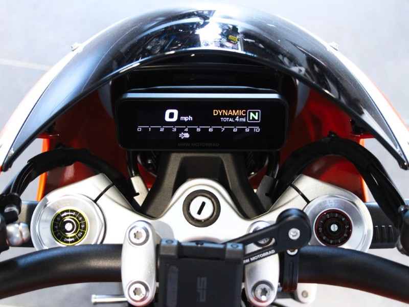 2025 (75) R 12 S 4728588