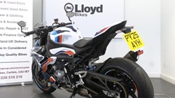 2025 (25) M 1000 R 4756620