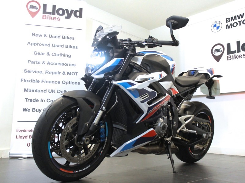 2025 (25) M 1000 R 4756633