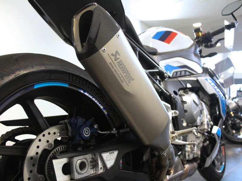 2025 (25) M 1000 R 4756634