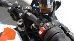 2025 (25) M 1000 R 4756629