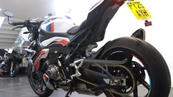 2025 (25) M 1000 R 4756632