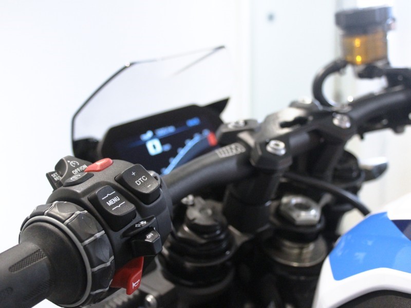 2025 (25) M 1000 R 4756625