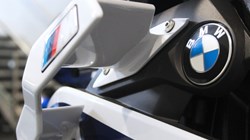 2025 (25) M 1000 R 4756640