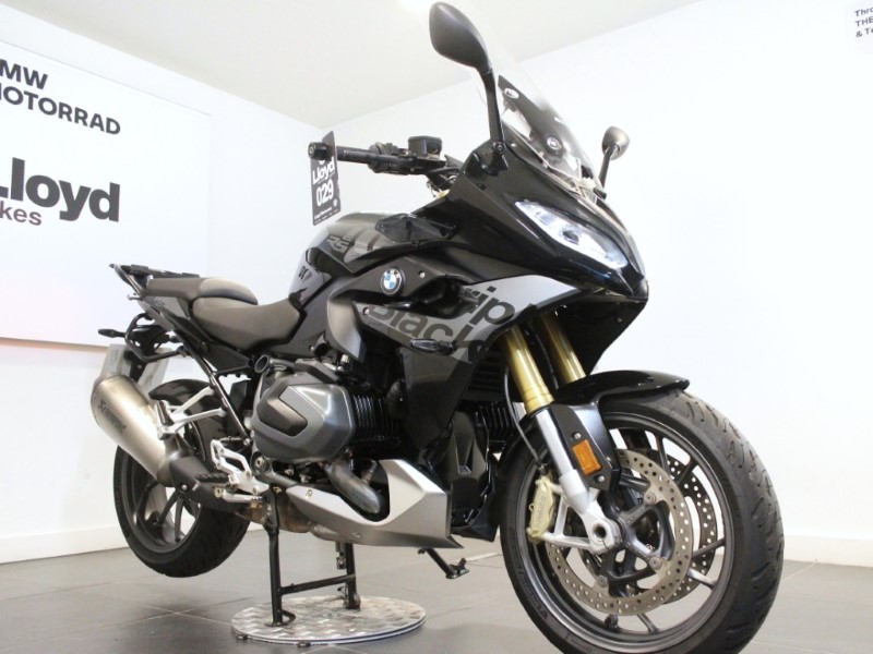 2023 (73) R 1250 RS SE 4895372