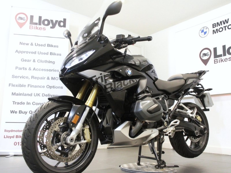 2023 (73) R 1250 RS SE 4895375