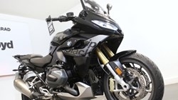 2023 (73) R 1250 RS SE 4895377