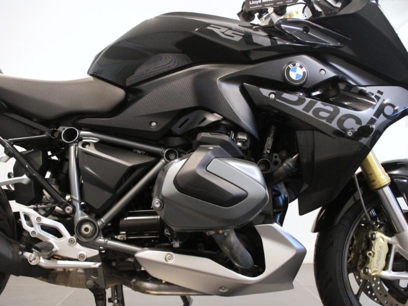 2023 (73) R 1250 RS SE 4895379