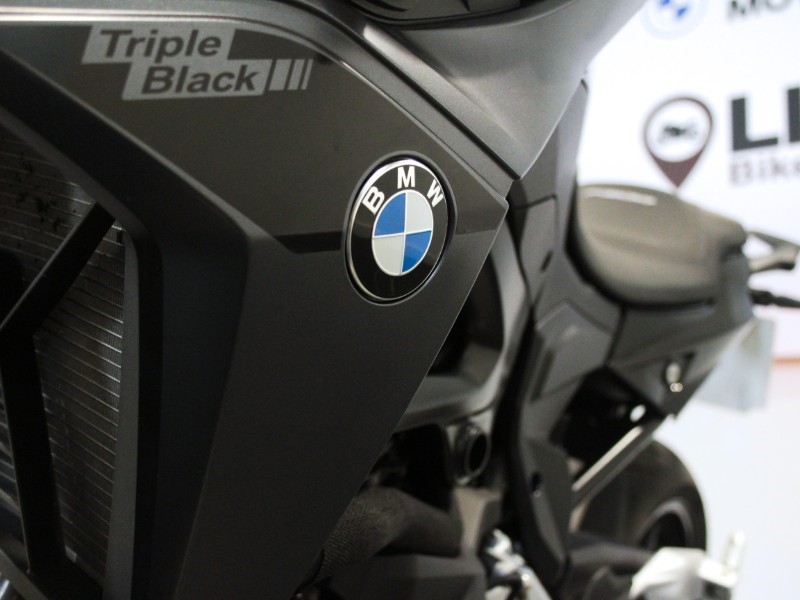 2025 (25) F 900 R 4816422