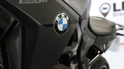 2025 (25) F 900 R 4816422