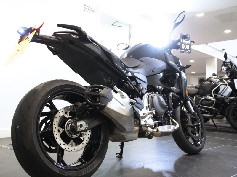 2025 (25) F 900 R 4816416