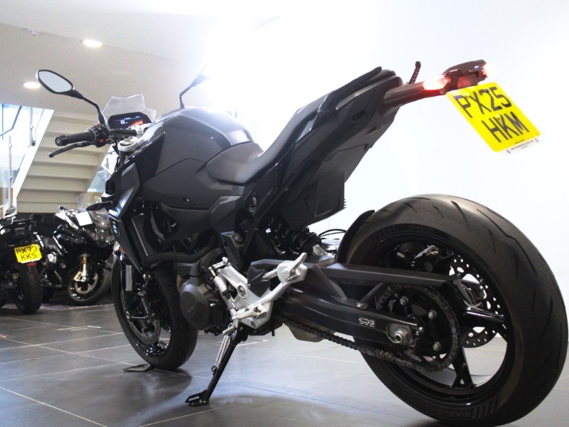 2025 (25) F 900 R 4816417