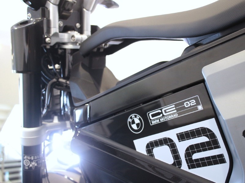 2025 (75) CE 02 AM 5075675