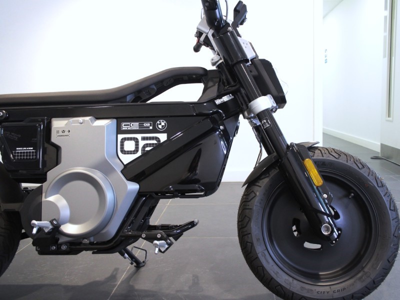 2025 (75) CE 02 AM 5075673