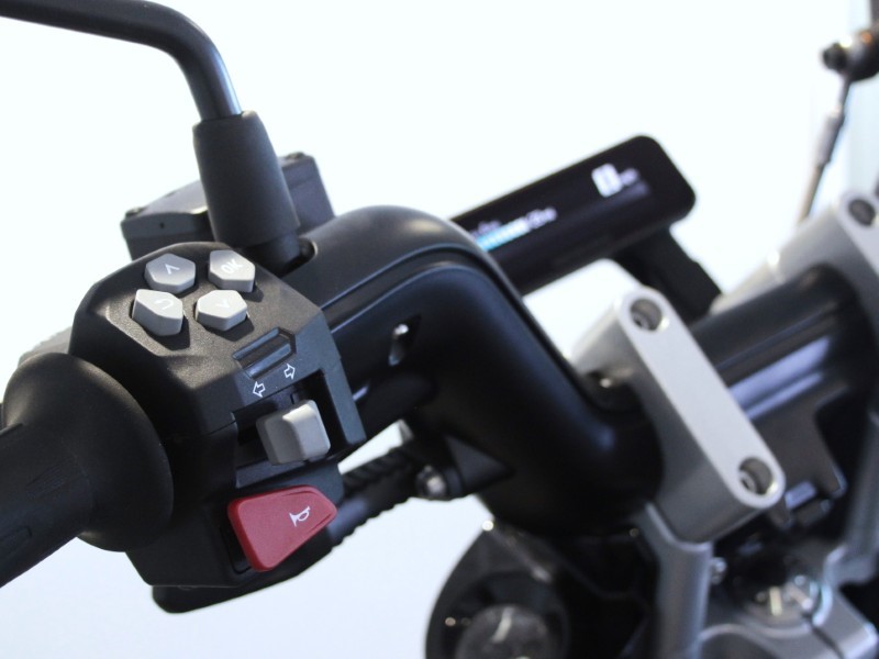 2025 (75) CE 02 AM 5075663