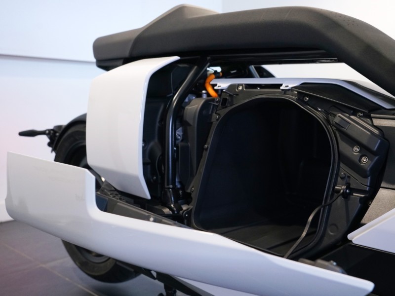 2025 (75) CE 04 5075837