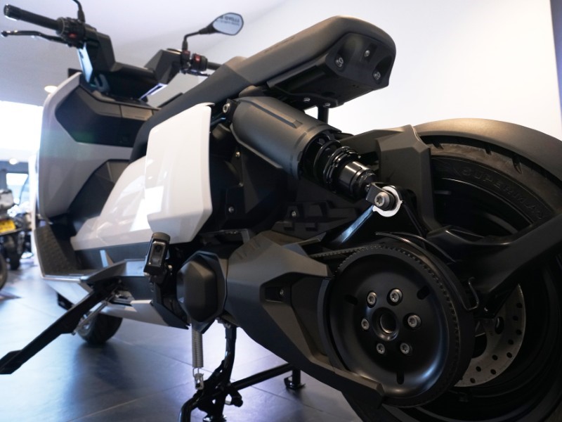 2025 (75) CE 04 5075828