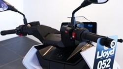 2025 (75) CE 04 5075818