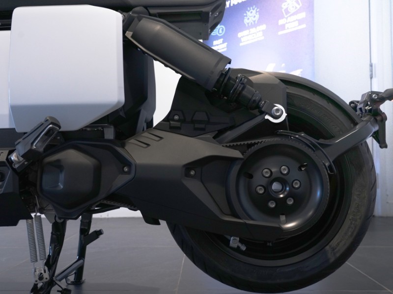 2025 (75) CE 04 5075827