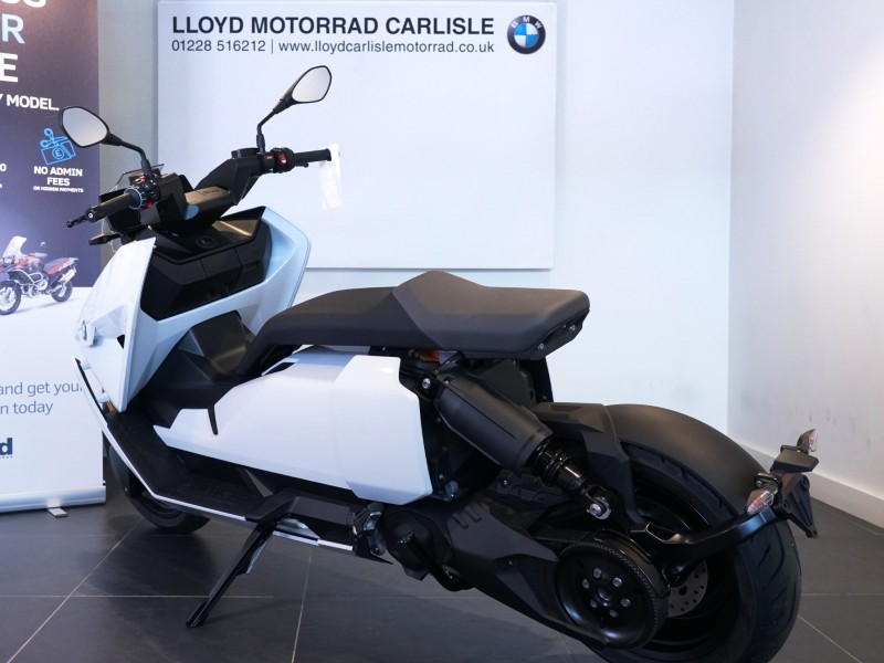 2025 (75) CE 04 5075810