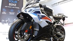 2025 (75) S 1000 RR Sport with M Pack 5075971