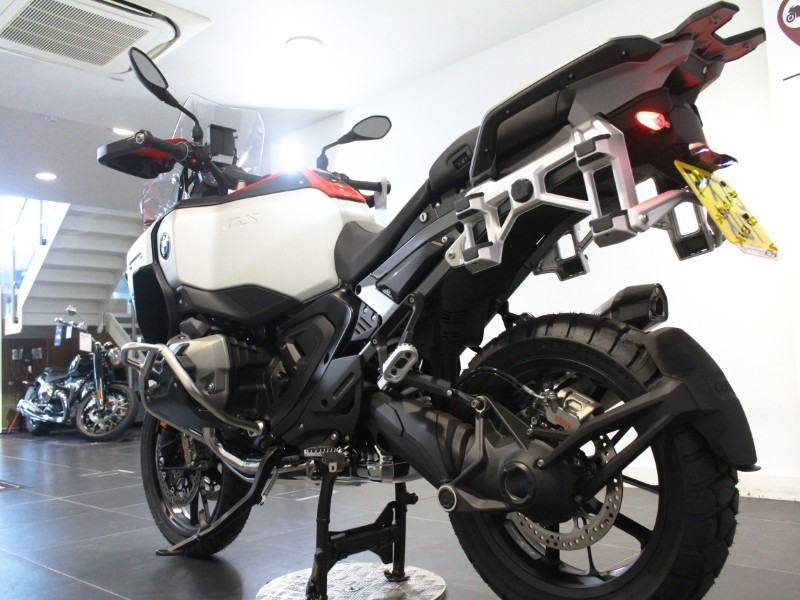 2025 (75) R 1300 GSA TE ASA 5092174