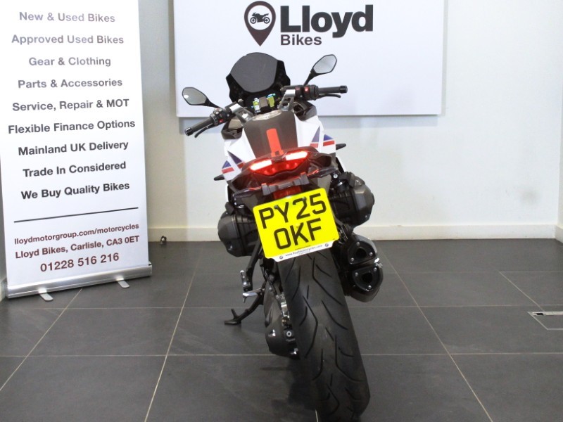 2025 (25) R 1300 RS SE 4975470