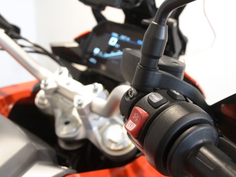 2022 (72) F 900 XR 5063716