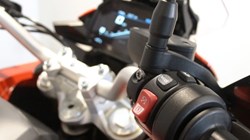 2022 (72) F 900 XR 5063716