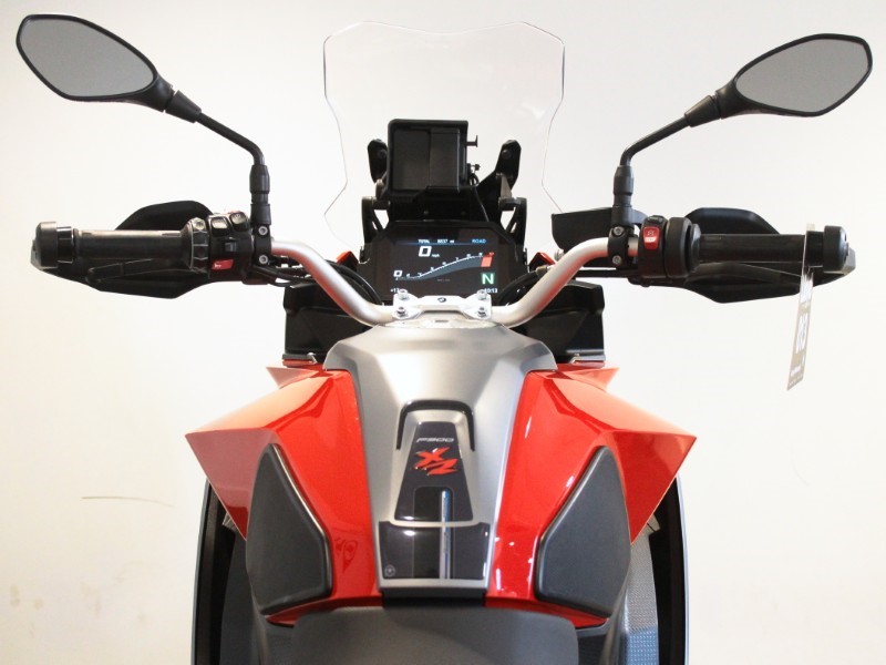 2022 (72) F 900 XR 5063714