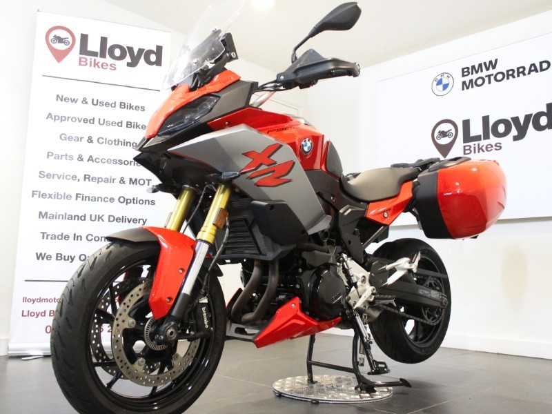 2022 (72) F 900 XR 5063720